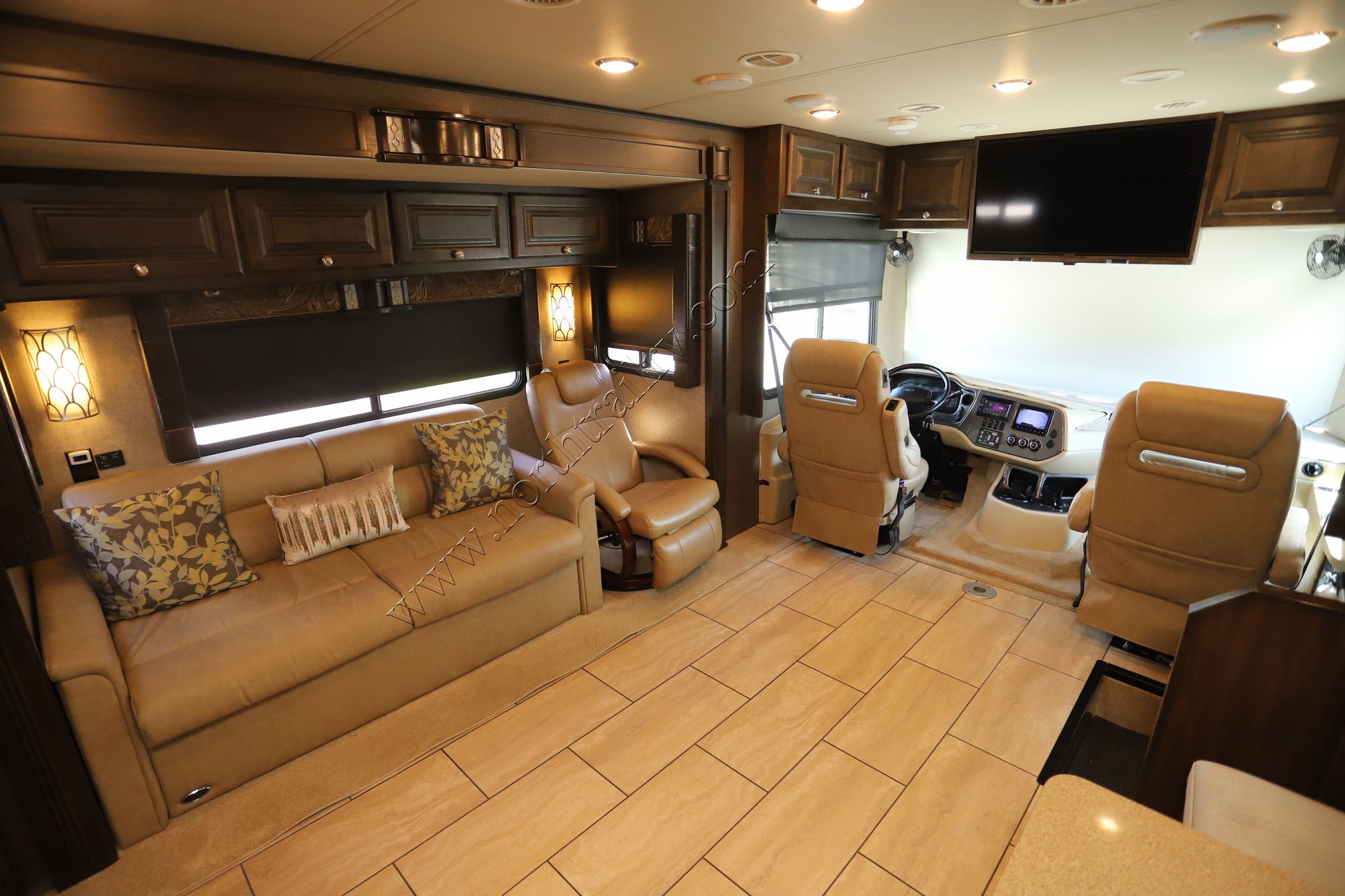 Used 2017 Tiffin Motor Homes Allegro 34PA Class A  For Sale