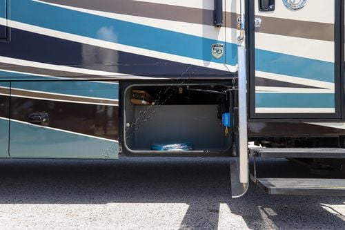 2017 Tiffin Motor Homes Allegro 34PA