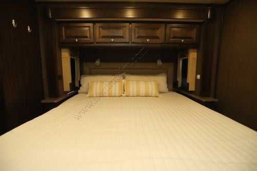 2017 Tiffin Motor Homes Allegro 34PA