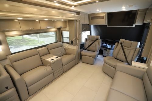 2026 Newmar Mountain Aire 4551