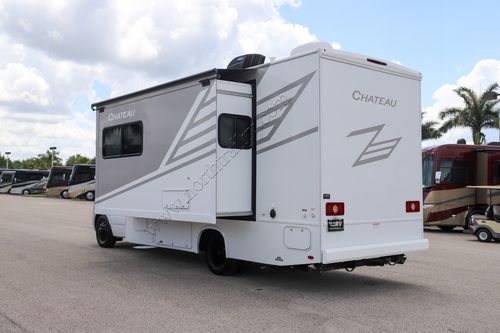 2025 Thor Chateau 24LT
