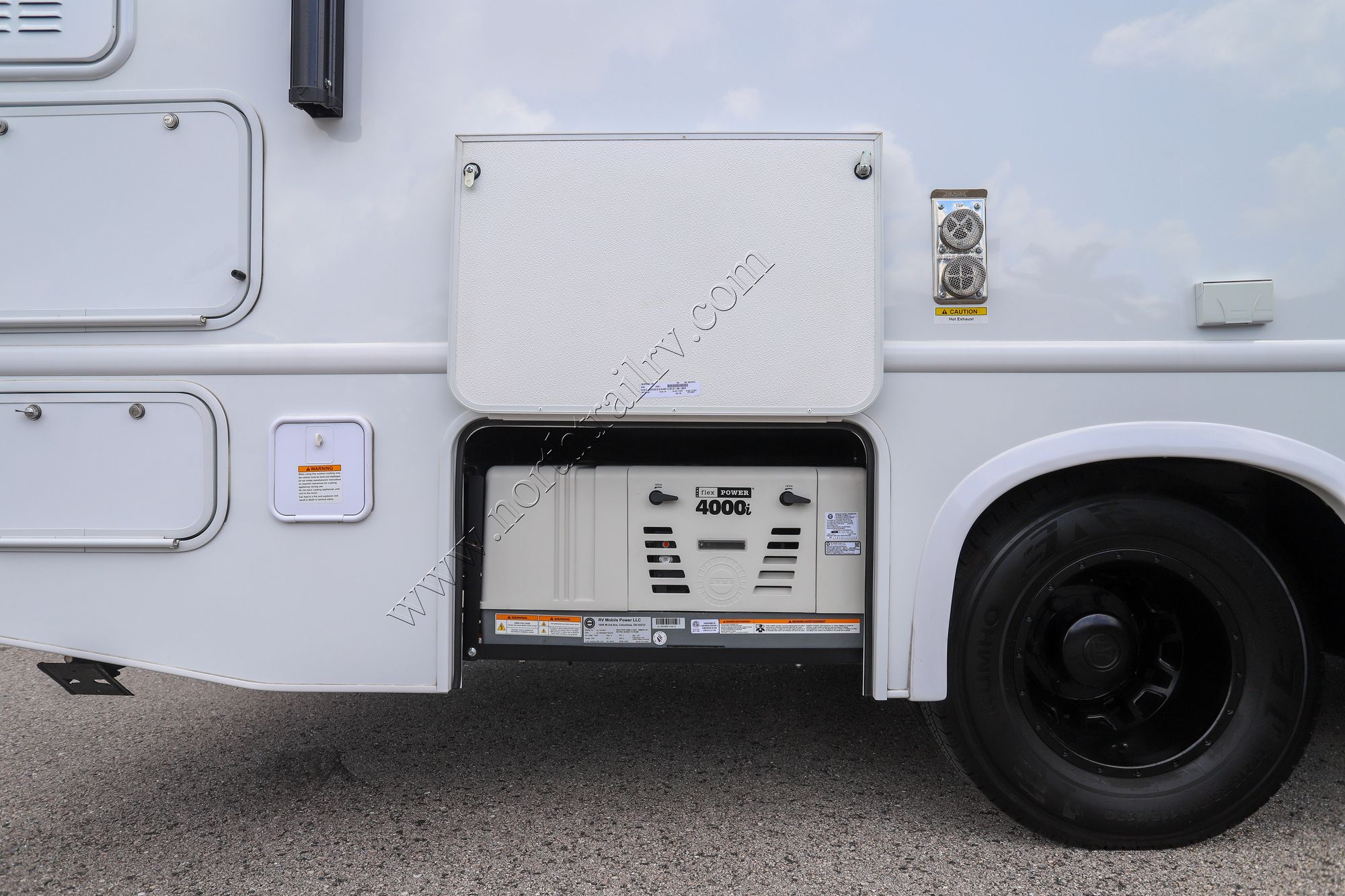 Used 2025 Thor Chateau 24LT Class C  For Sale