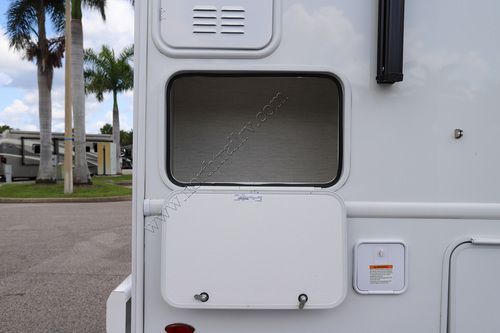 2025 Thor Chateau 24LT