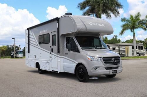 2025 Thor Chateau 24LT