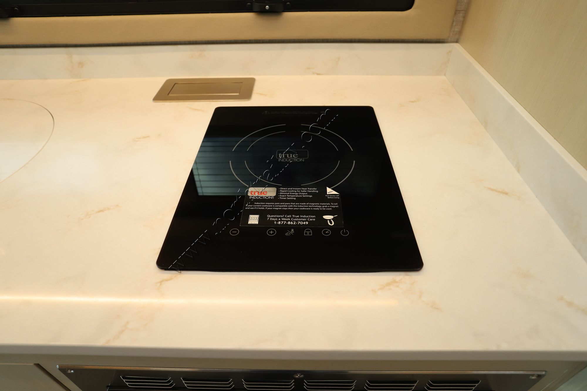 New 2026 Tiffin Motor Homes Wayfarer 25XPW Class C  For Sale