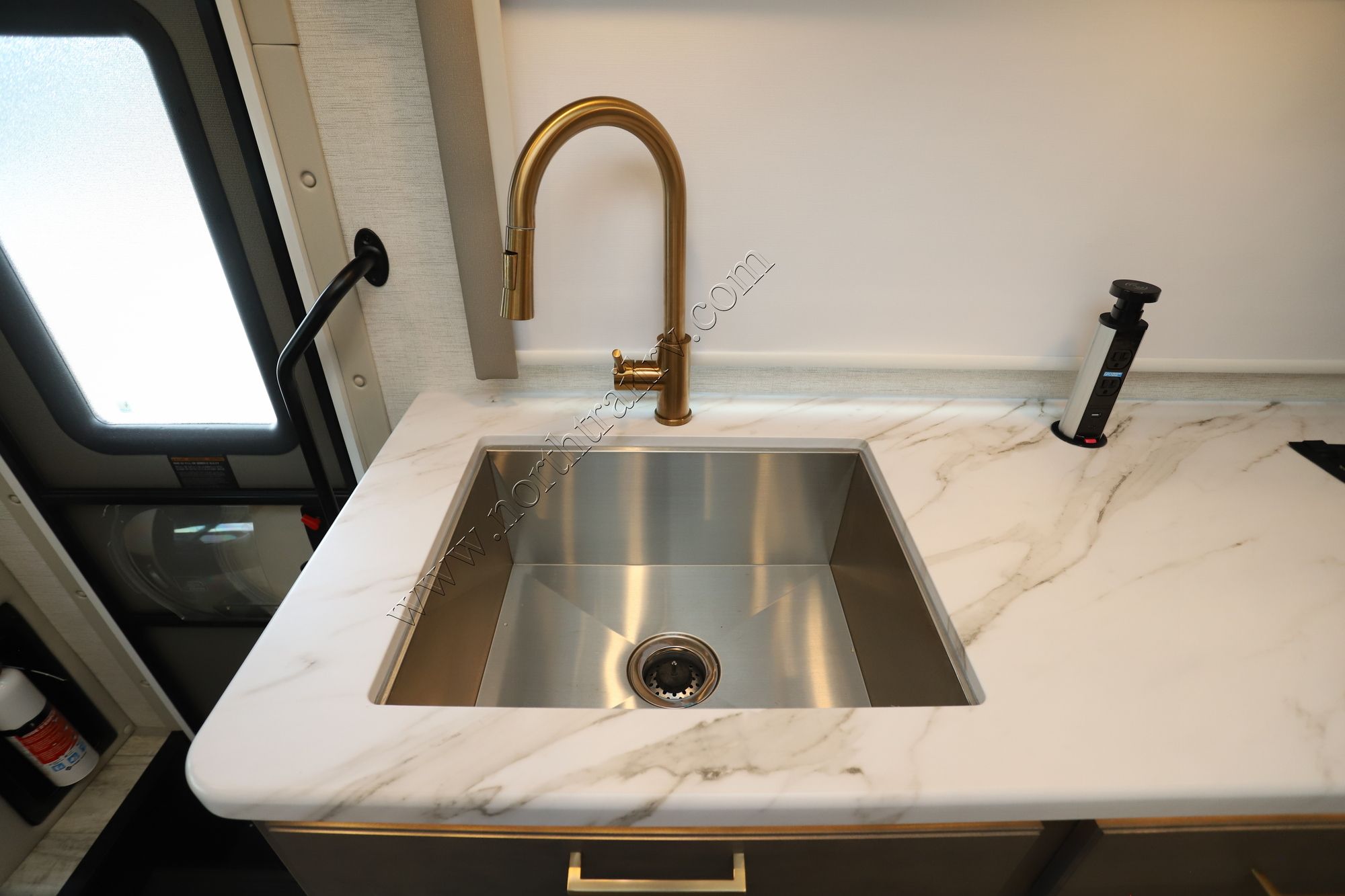 Used 2025 Thor Chateau 24LT Class C  For Sale