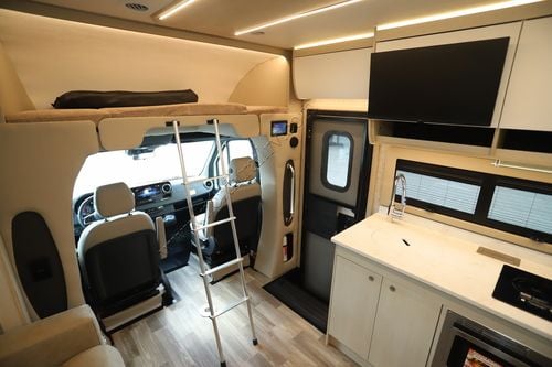 2026 Tiffin Motor Homes Wayfarer 25XPW Class C