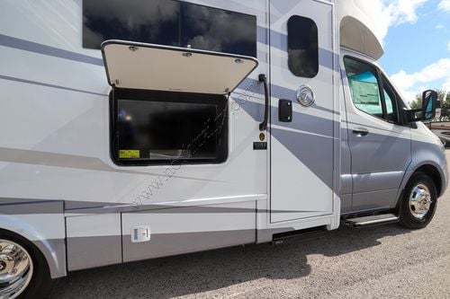 2026 Tiffin Motor Homes Wayfarer 25XPW Class C