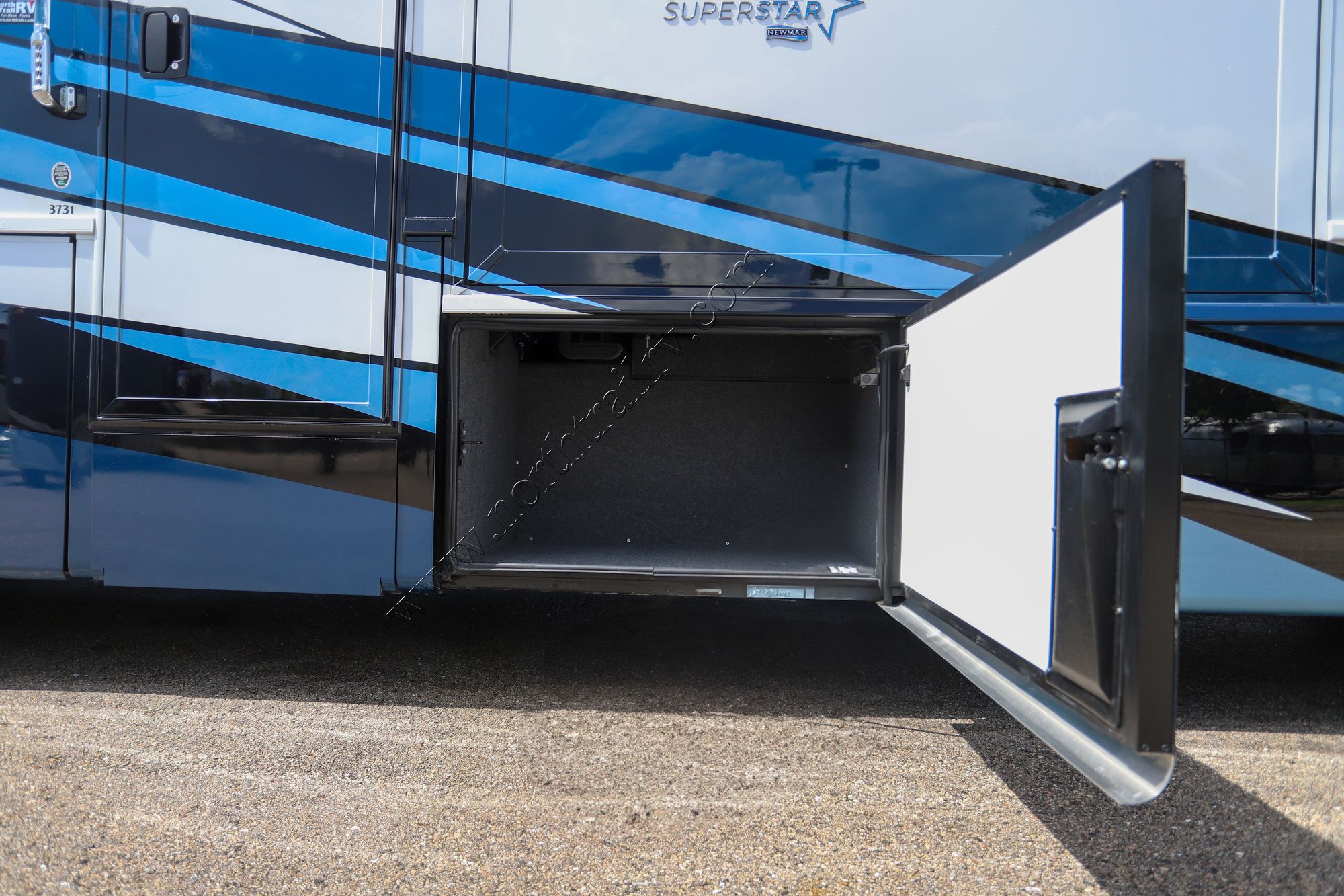 Used 2024 Newmar Super Star 3731 Super C  For Sale