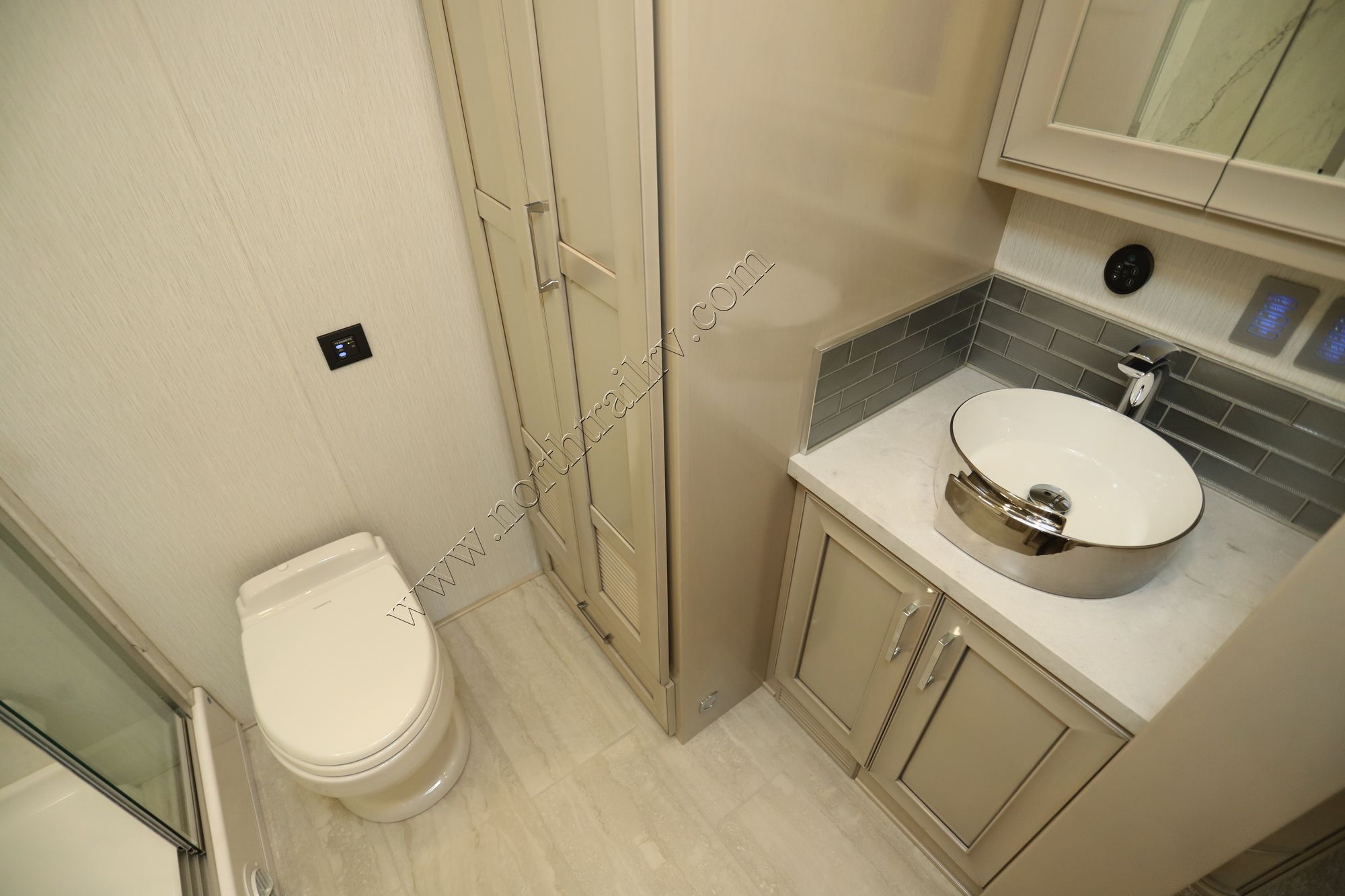 Used 2024 Newmar Super Star 3731 Super C  For Sale