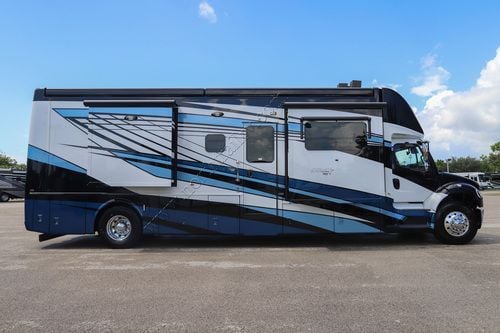 2024 Newmar Super Star 3731