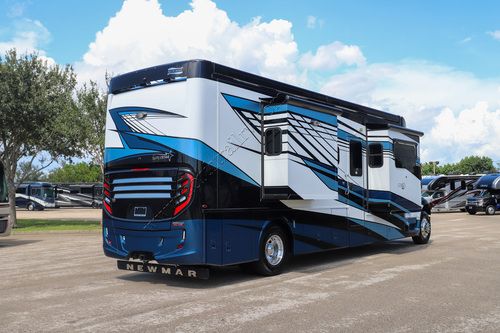 2024 Newmar Super Star 3731
