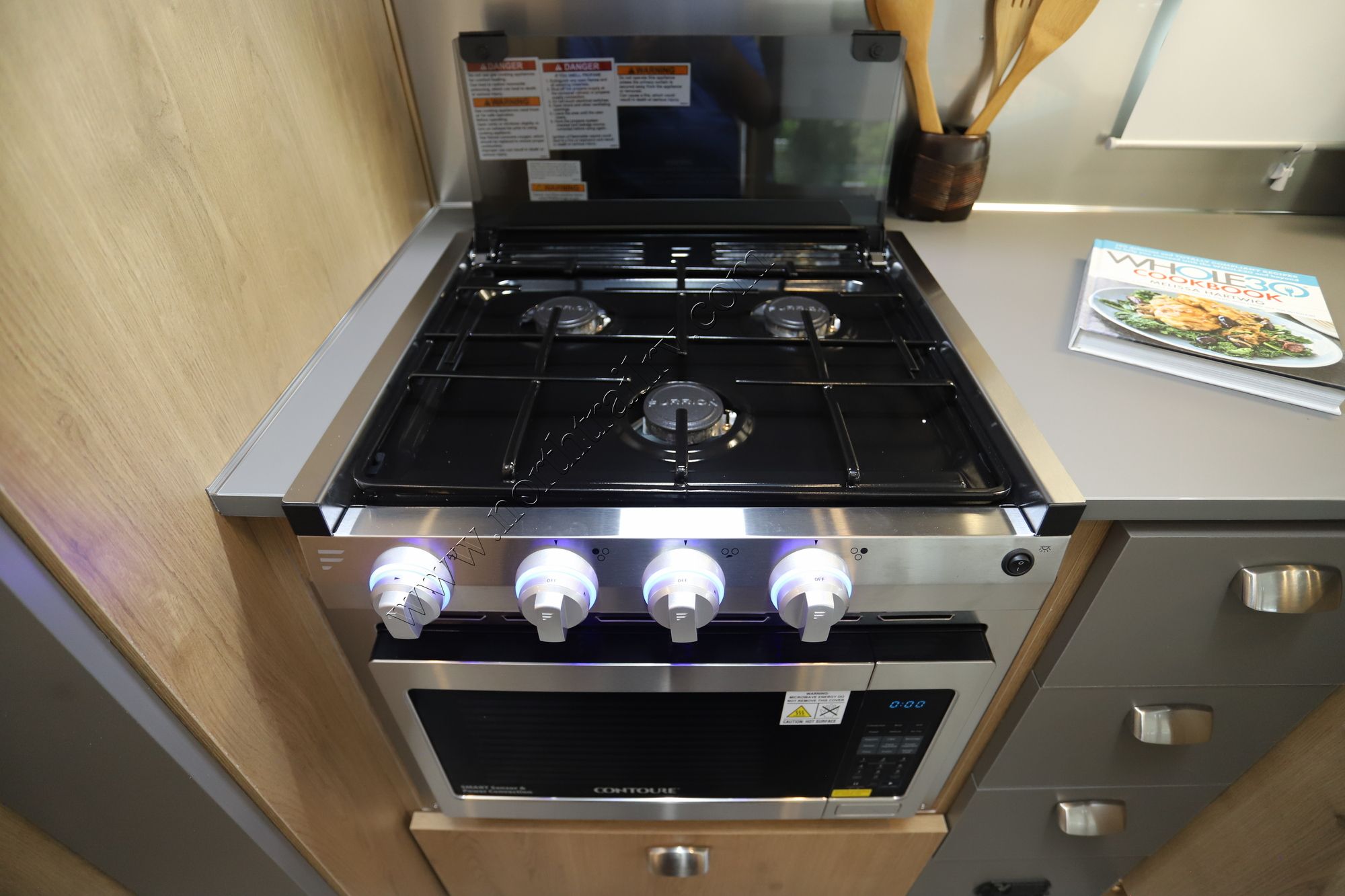 New 2026 Airstream Trade Wind 25FB Travel Trailer  For Sale