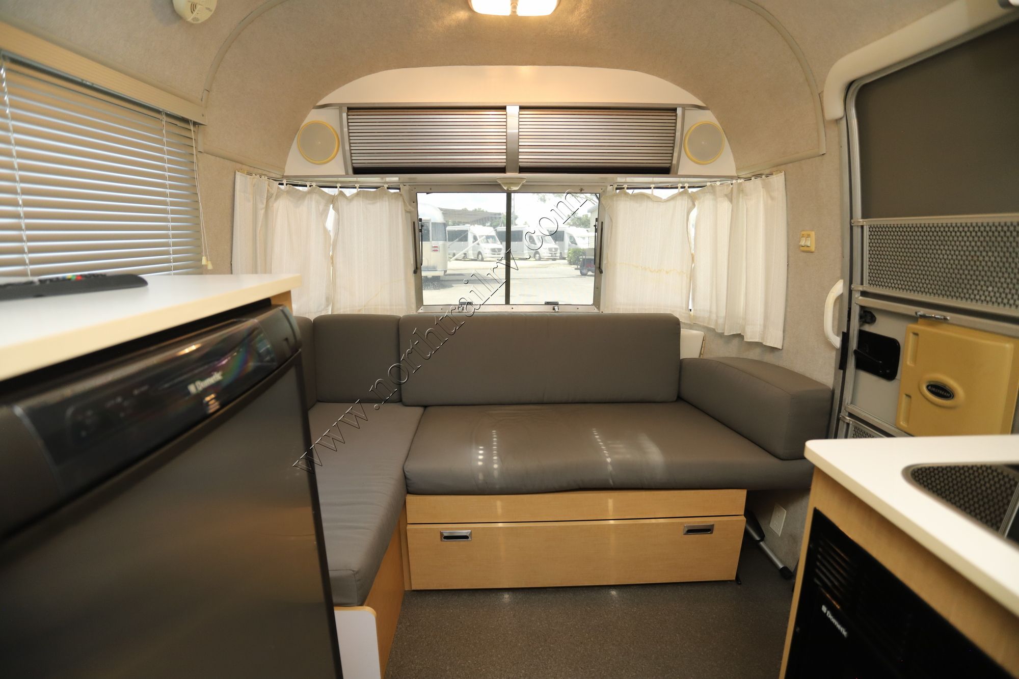 Used 2009 Airstream Sport 17FD Travel Trailer  For Sale