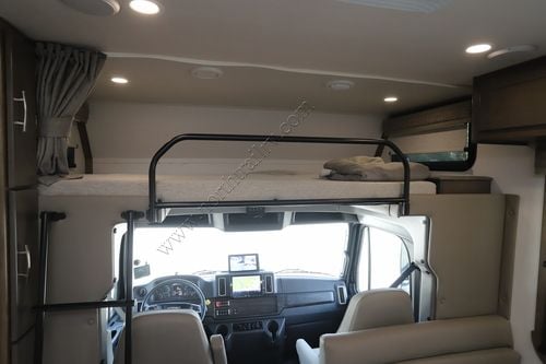 2024 Dynamax Europa 32KD