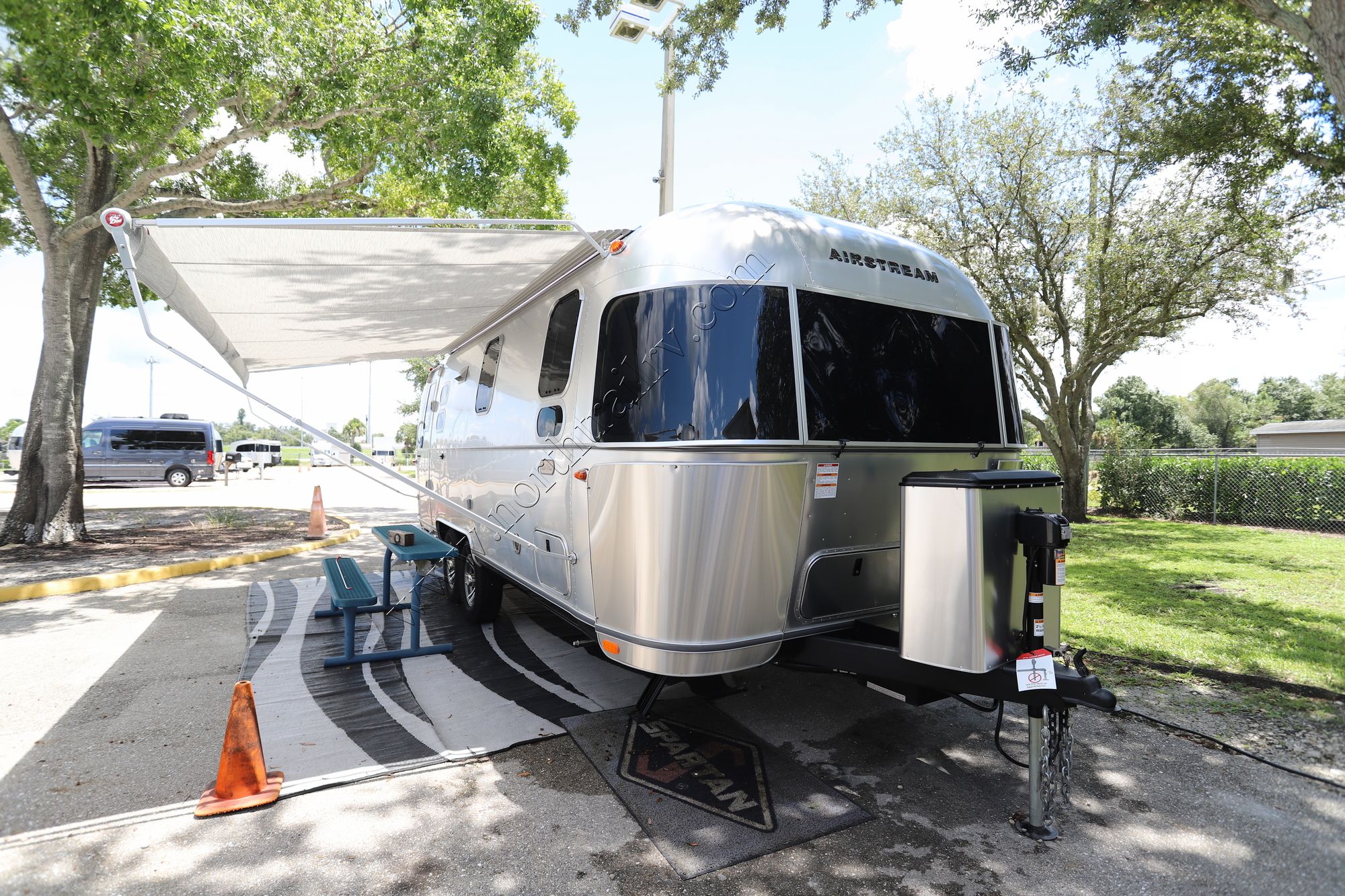 New 2026 Airstream Trade Wind 25FB Travel Trailer  For Sale