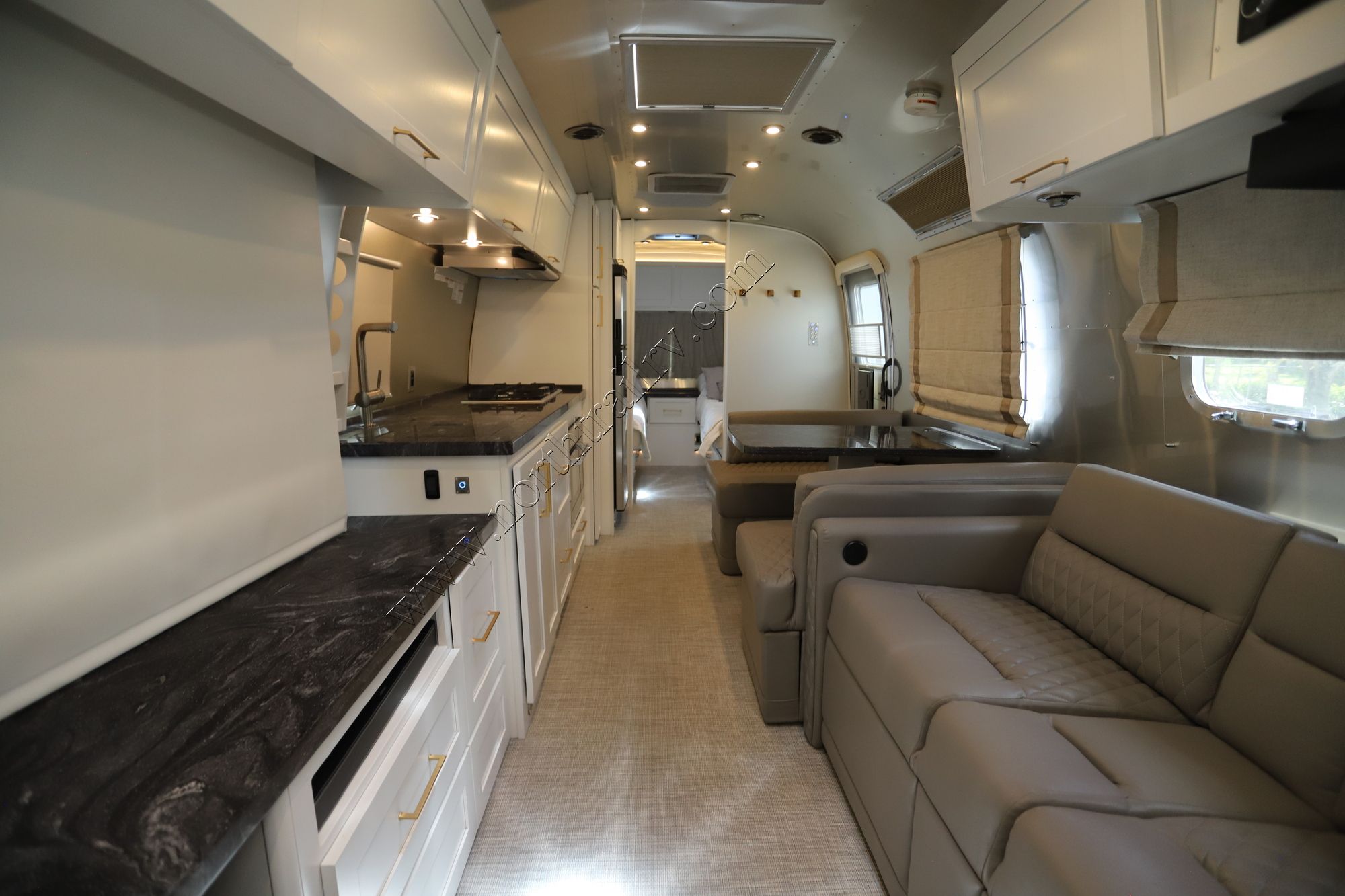 2023 Airstream Classic 33FBT Travel Trailer Used  For Sale