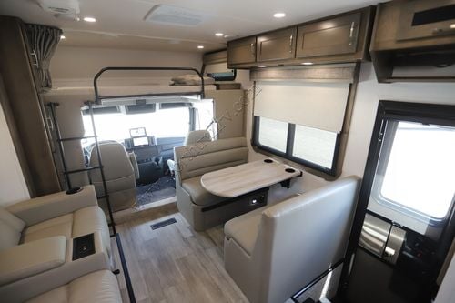 2024 Dynamax Europa 32KD