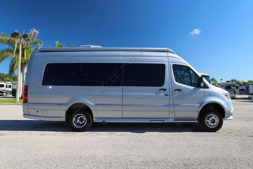 2026 Airstream Interstate 24GT 