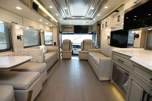 2026 Newmar London Aire 4540