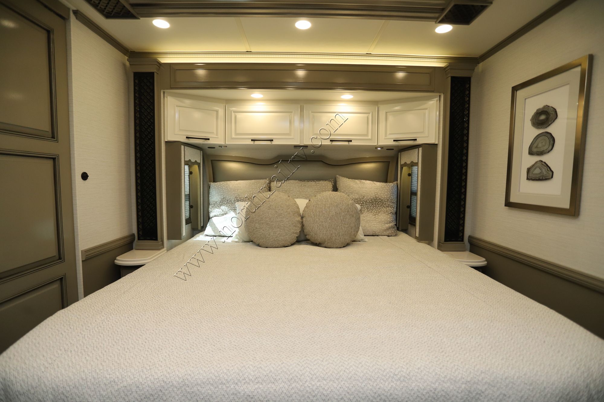New 2026 Newmar London Aire 4540 Class A  For Sale