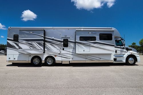 2026 Renegade Rv Xl 45DBM