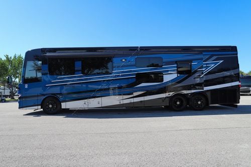 2026 Newmar London Aire 4540