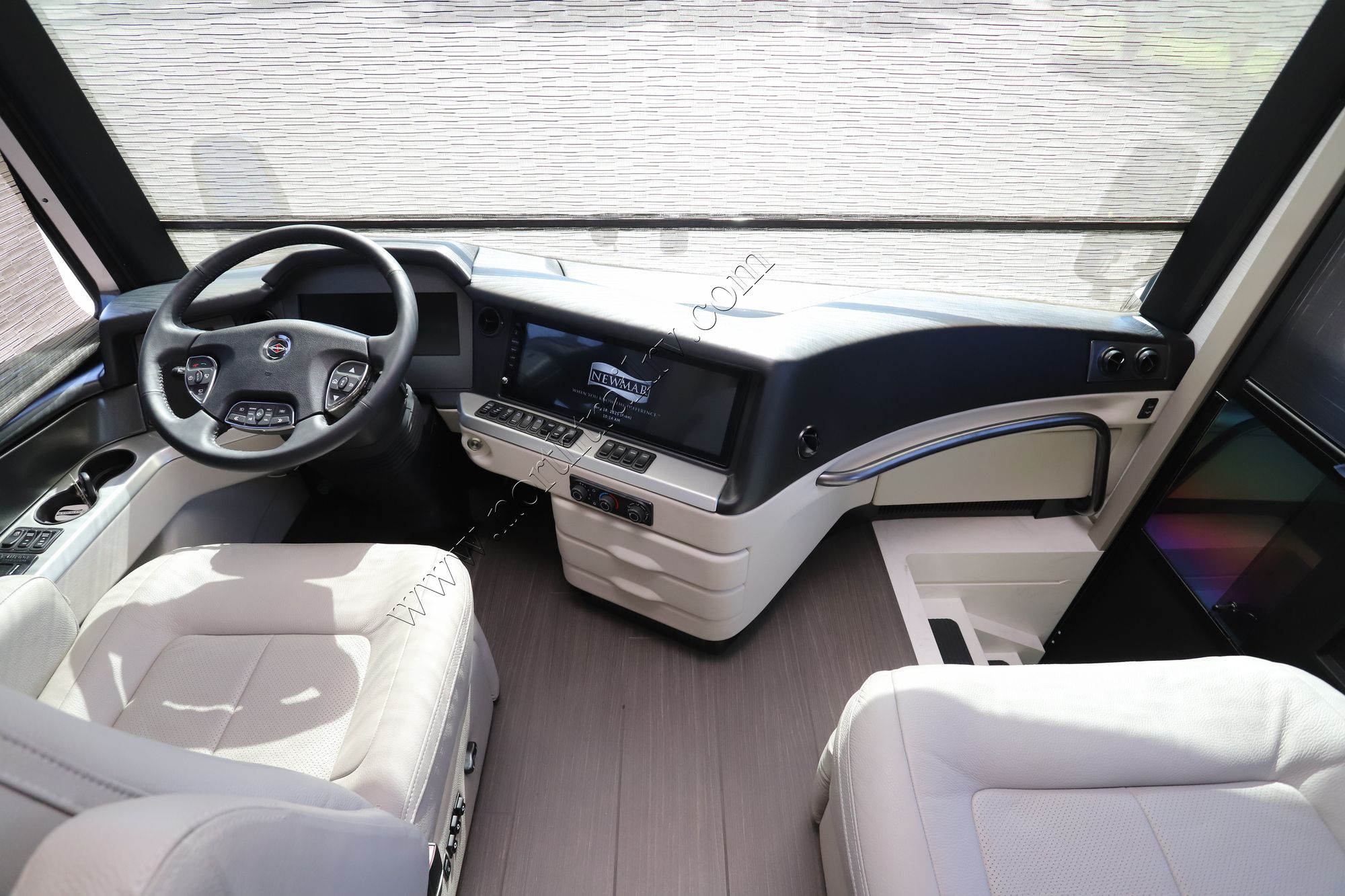 New 2026 Newmar London Aire 4540 Class A  For Sale