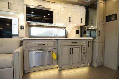 2026 Newmar London Aire 4540