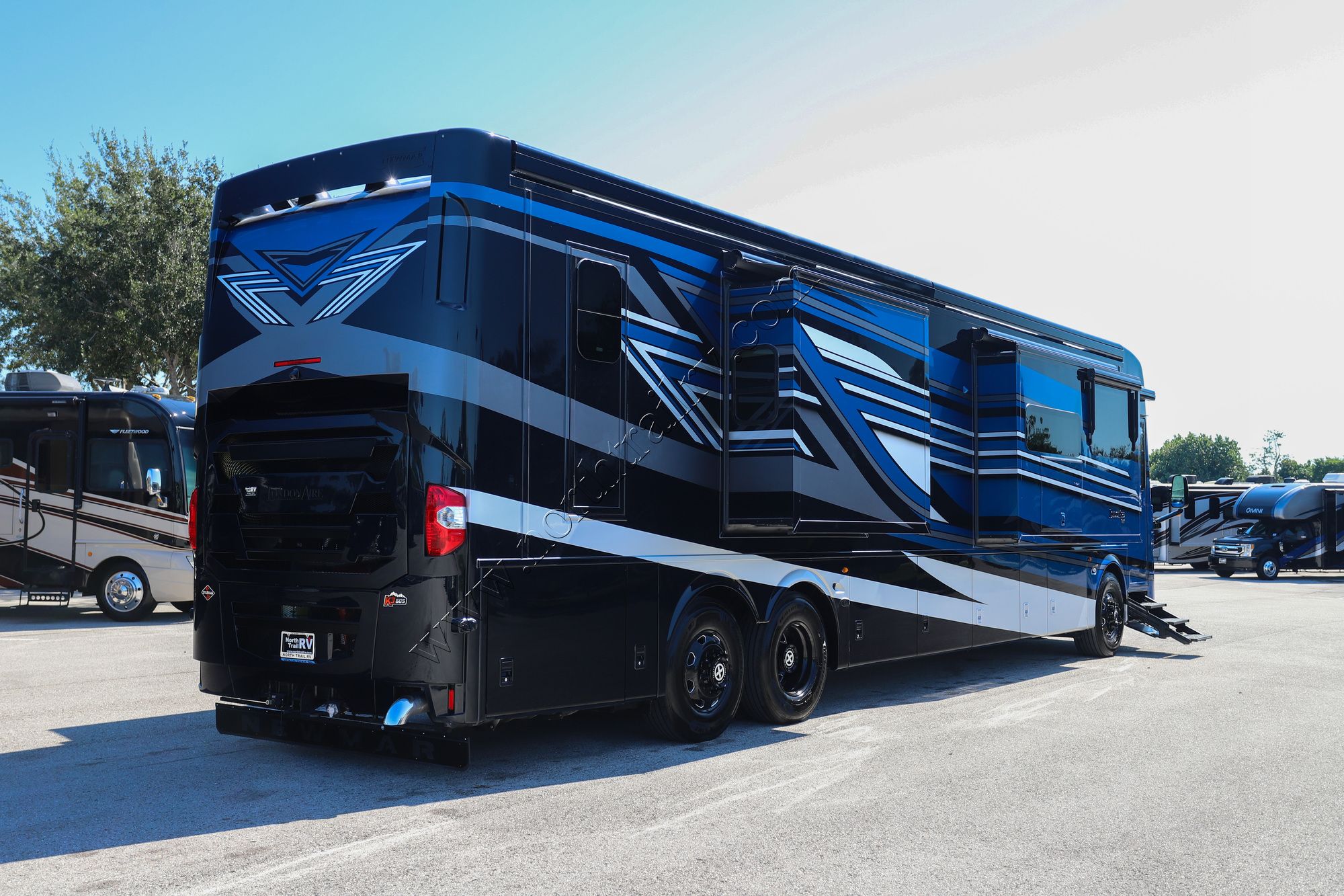 New 2026 Newmar London Aire 4540 Class A  For Sale