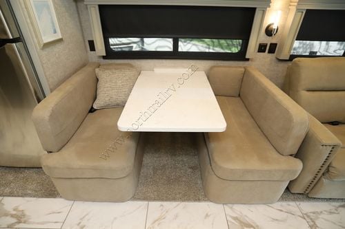 2025 Tiffin Motor Homes Allegro Bay 38AB