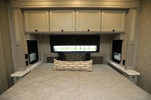 2025 Tiffin Motor Homes Allegro Bay 38AB
