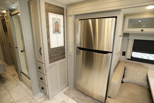 2025 Tiffin Motor Homes Allegro Bay 38AB