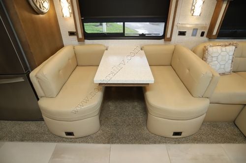 2020 Newmar Ventana 3709