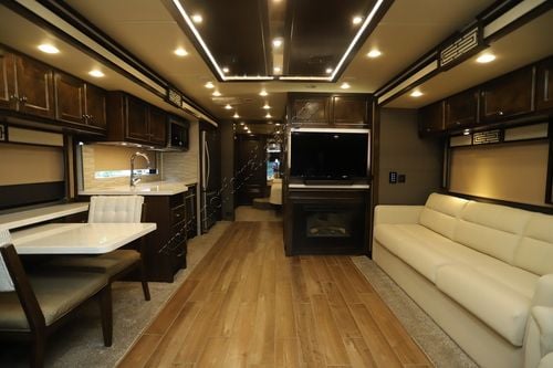 2021 Tiffin Motor Homes Allegro Red 33AA
