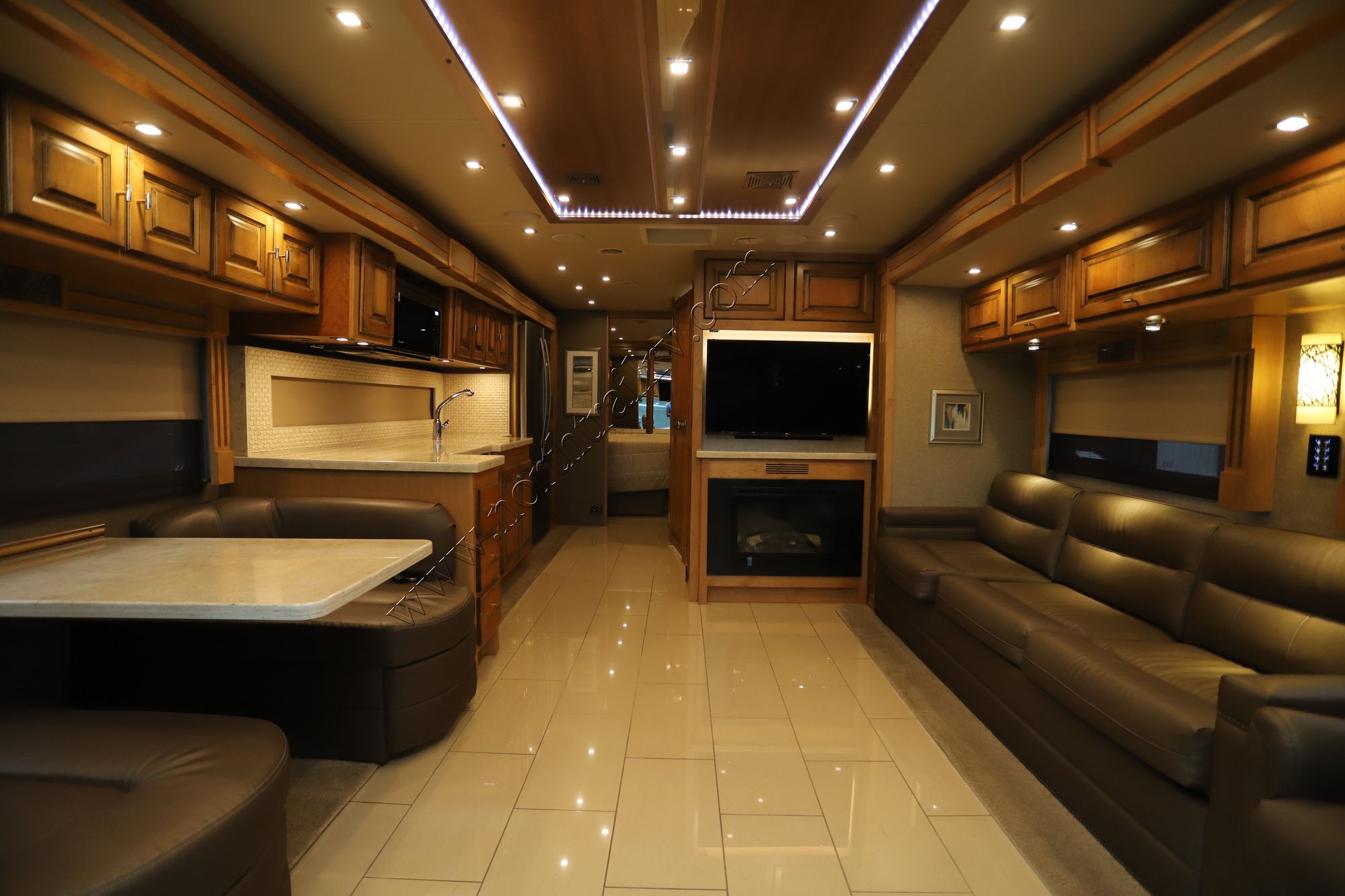Used 2019 Tiffin Motor Homes Allegro Red 37PA Class A  For Sale