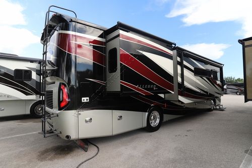 2019 Tiffin Motor Homes Allegro Red 37PA