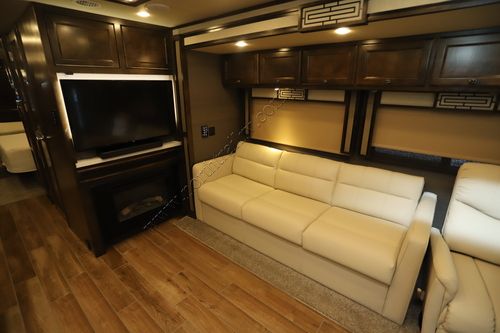 2021 Tiffin Motor Homes Allegro Red 33AA
