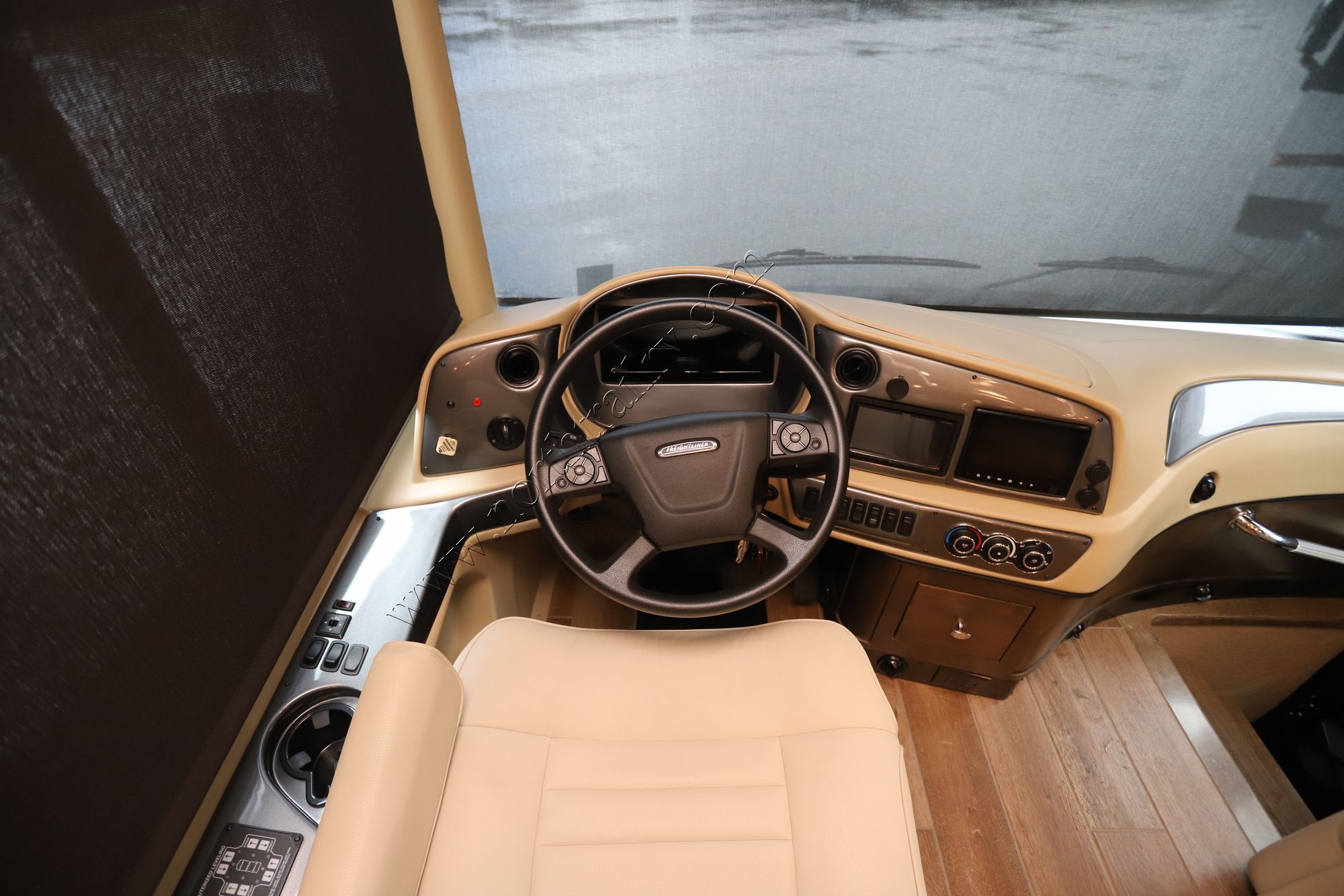 Used 2021 Tiffin Motor Homes Allegro Red 33AA Class A  For Sale