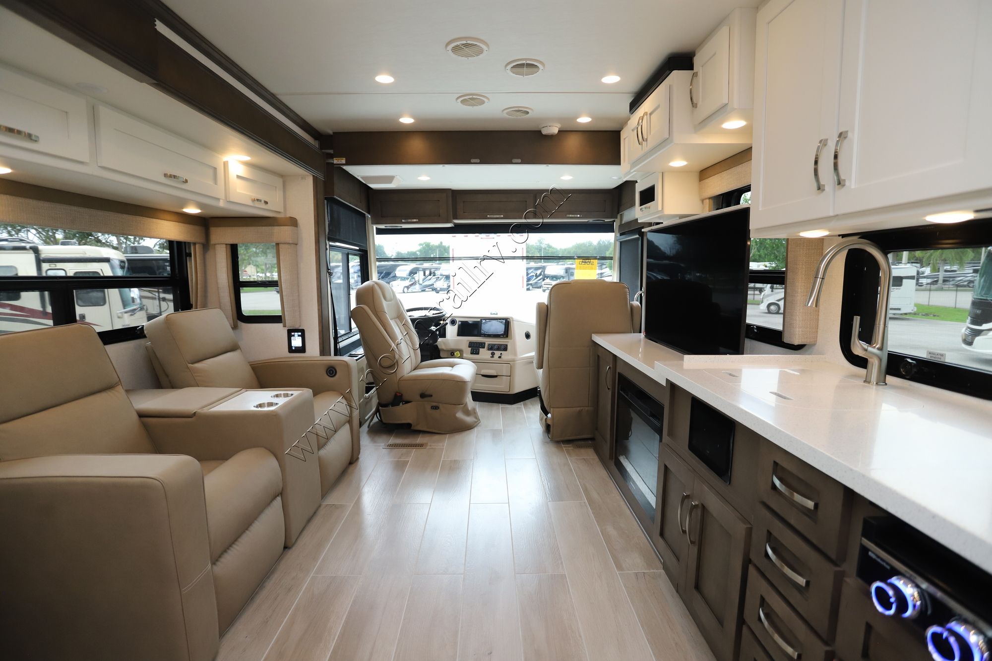 New 2026 Newmar Northern Star 4011 Class A  For Sale