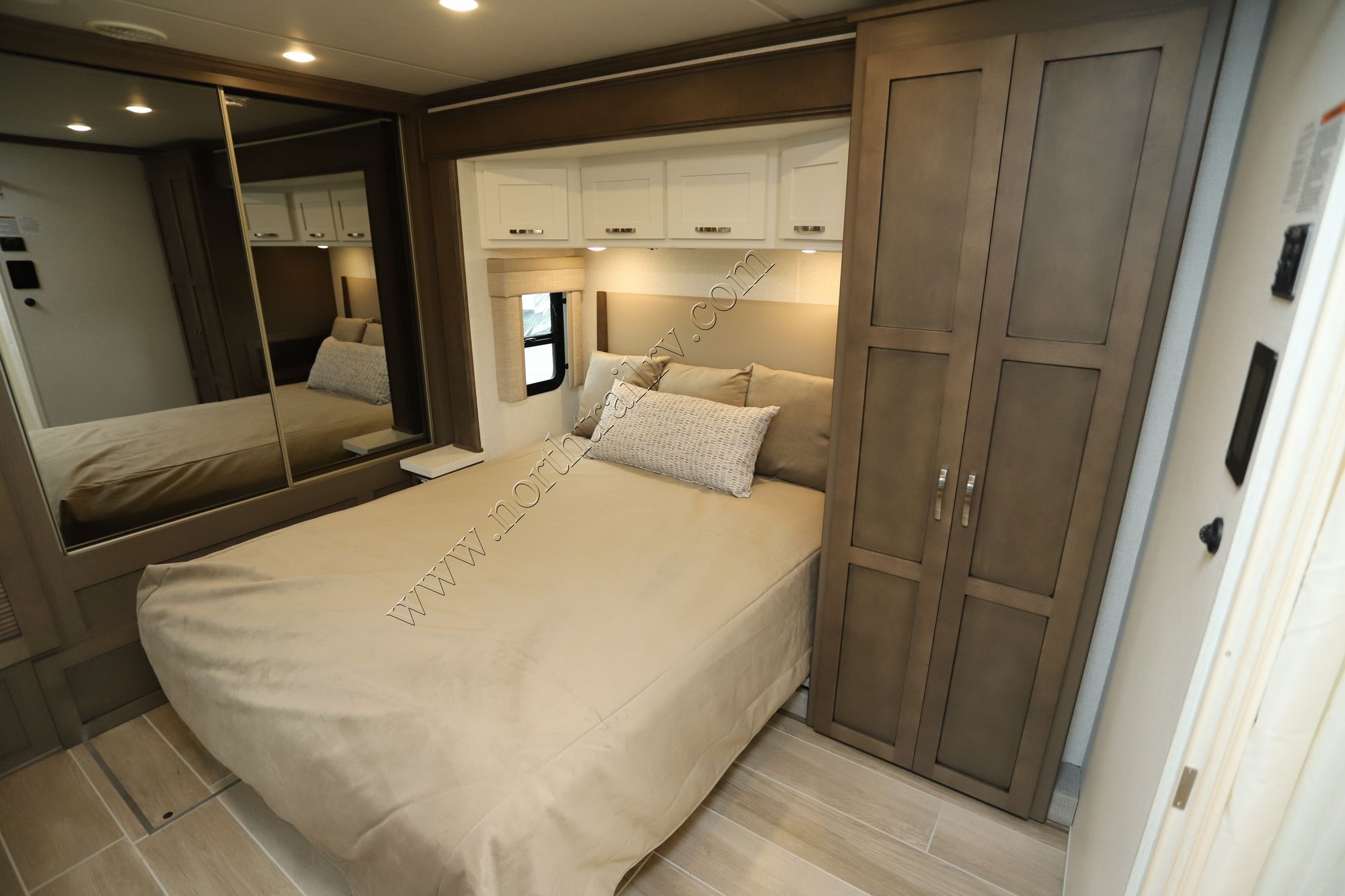 New 2026 Newmar Northern Star 4011 Class A  For Sale