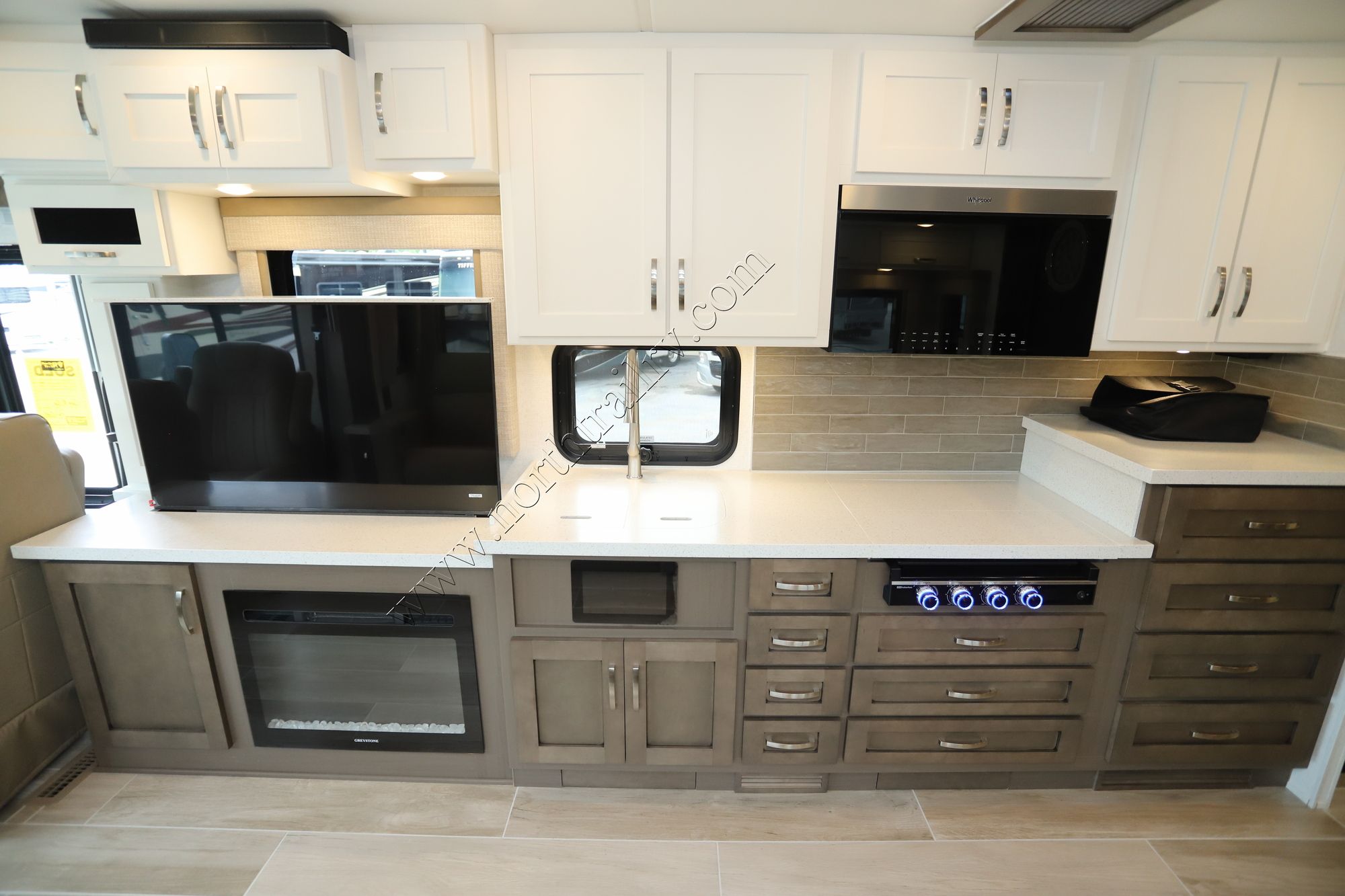 New 2026 Newmar Northern Star 4011 Class A  For Sale