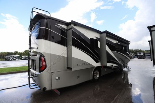 2021 Tiffin Motor Homes Allegro Red 33AA