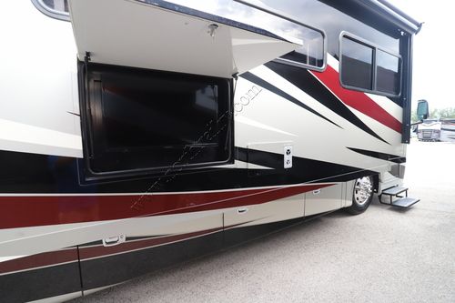 2019 Tiffin Motor Homes Allegro Red 37PA