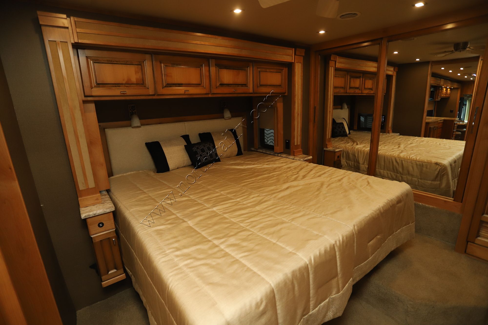 Used 2019 Tiffin Motor Homes Allegro Red 37PA Class A  For Sale