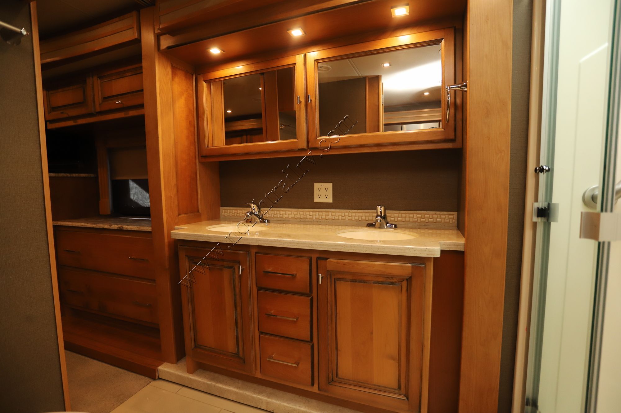 Used 2019 Tiffin Motor Homes Allegro Red 37PA Class A  For Sale