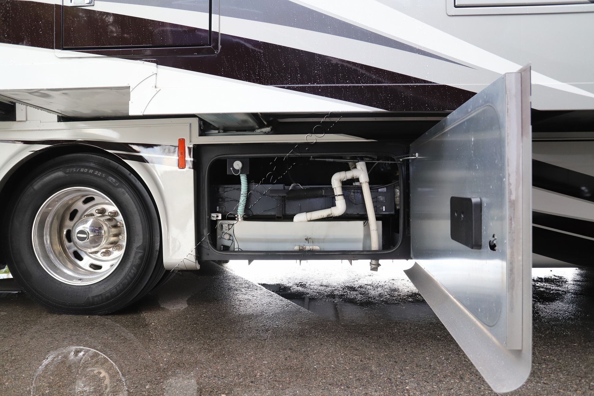 Used 2021 Tiffin Motor Homes Allegro Red 33AA Class A  For Sale