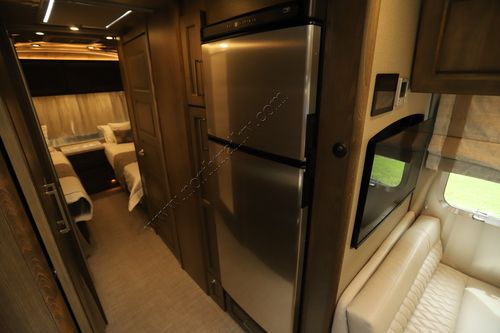 2026 Airstream Classic 30RB