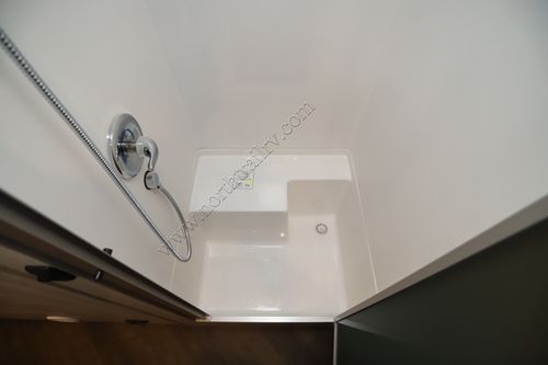 2026 Airstream International 27FB