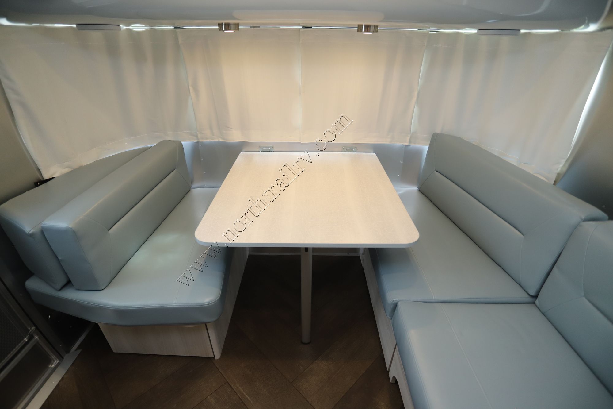New 2026 Airstream International 27FB Travel Trailer  For Sale